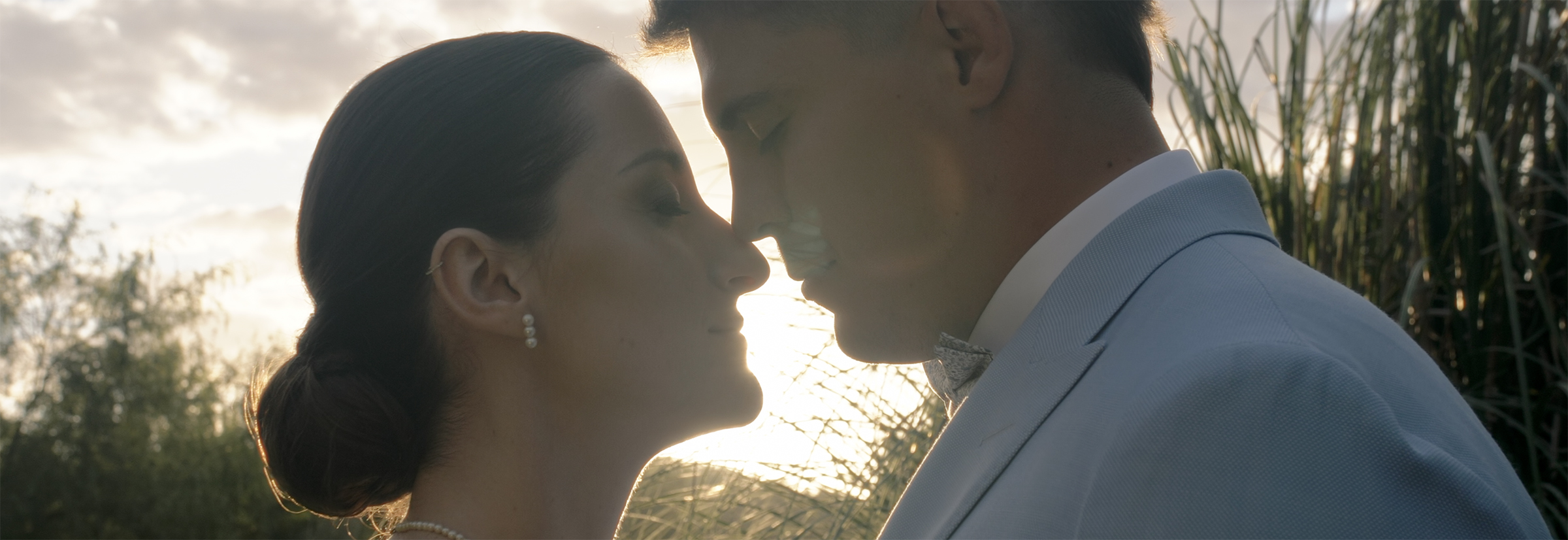 Film mariage cinématographique Clos des Charmes Périgord — Manon et Antoine, FRAME Toulouse