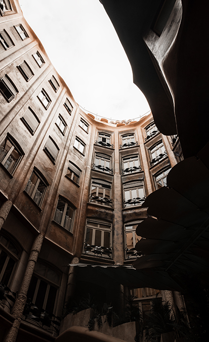 Photographie architecture bâtiment — photographe corporate Toulouse FRAME